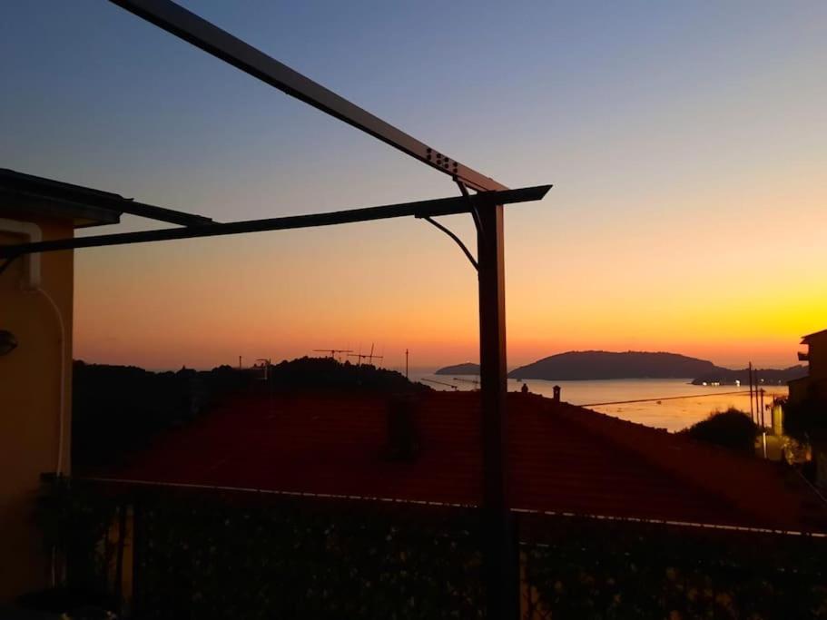 La Terrazza Sul Golfo Dei Poeti Con Vista Mare Pitelli Exterior foto